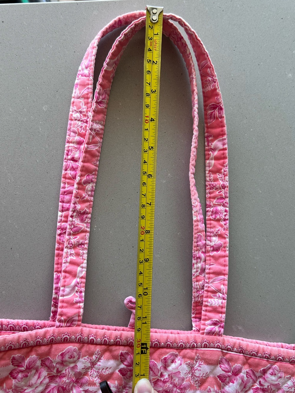 Vera Bradley retired pink "Hope Toile" quilted shoulder tote bag - Picture 12 of 13